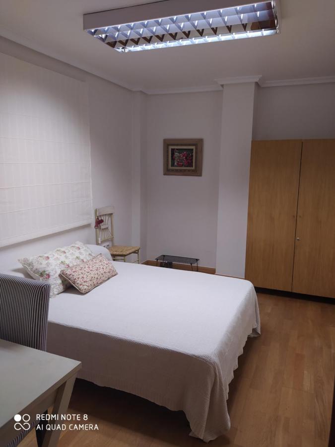 Pura Vida Apartment Águilas Екстериор снимка